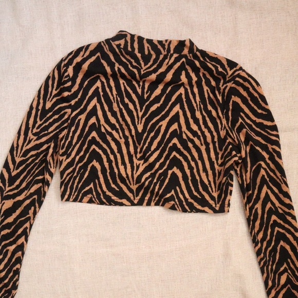 Shein Zebra Mock Neck Crop Top - Picture 6 of 6